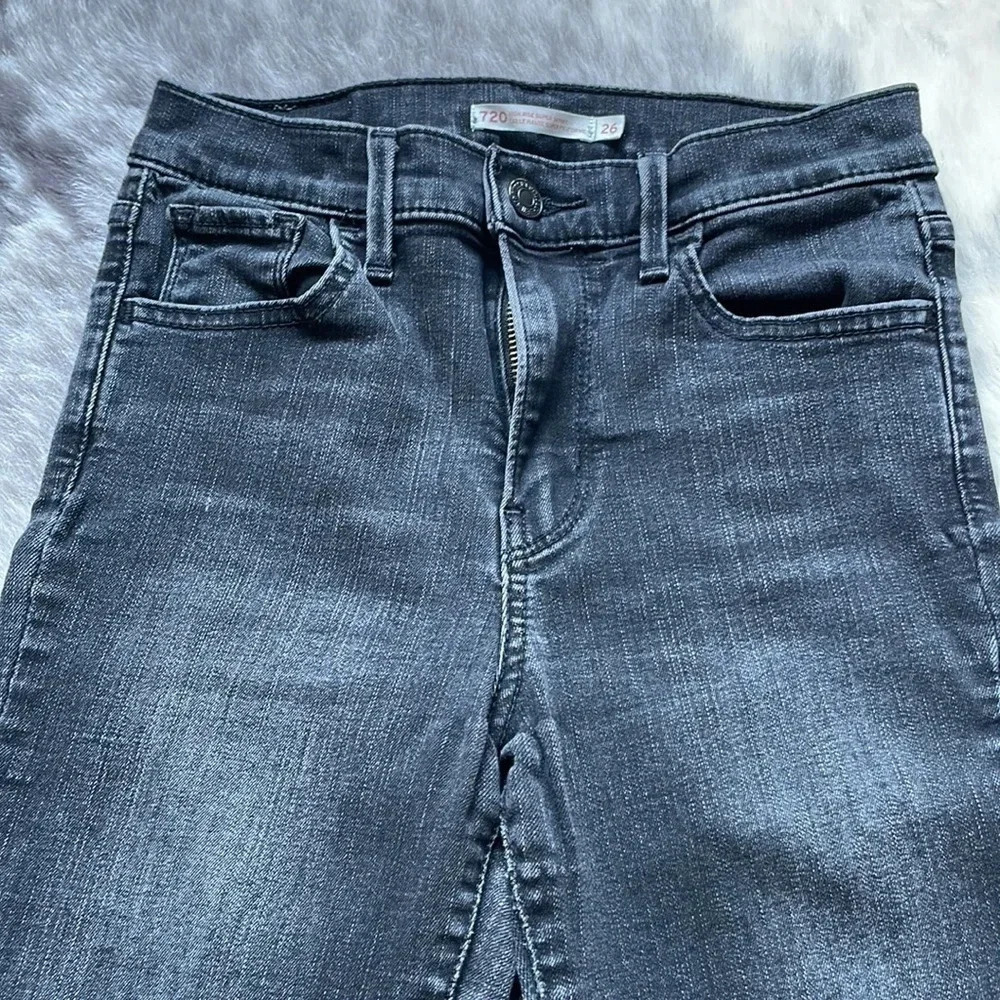 Levi's 720 High Rise Super Skinny Jeans - Picture 3 of 15